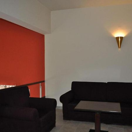 Okeania Seafront Rooms In Kamena Vourla Buitenkant foto