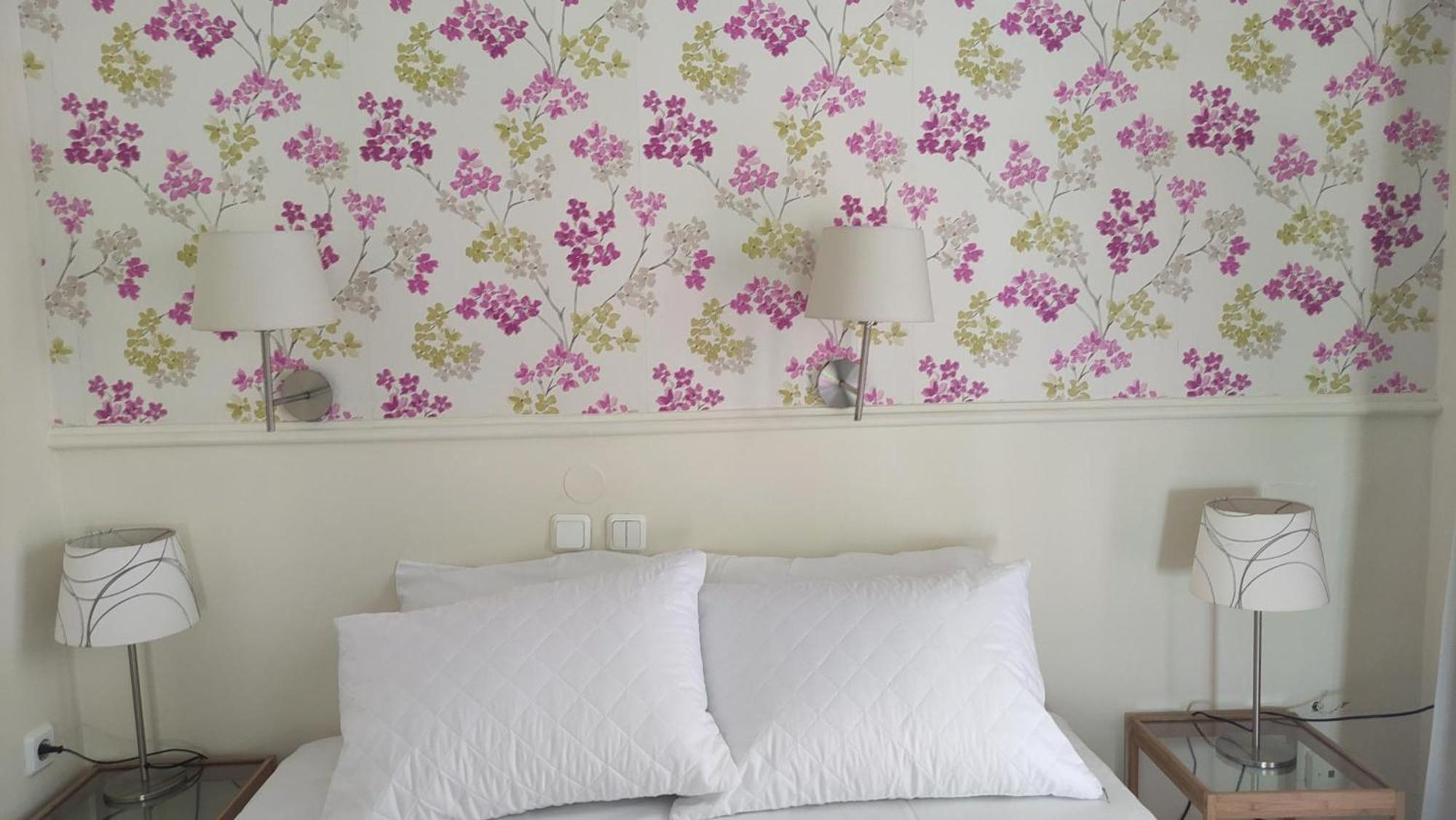 Okeania Seafront Rooms In Kamena Vourla Buitenkant foto